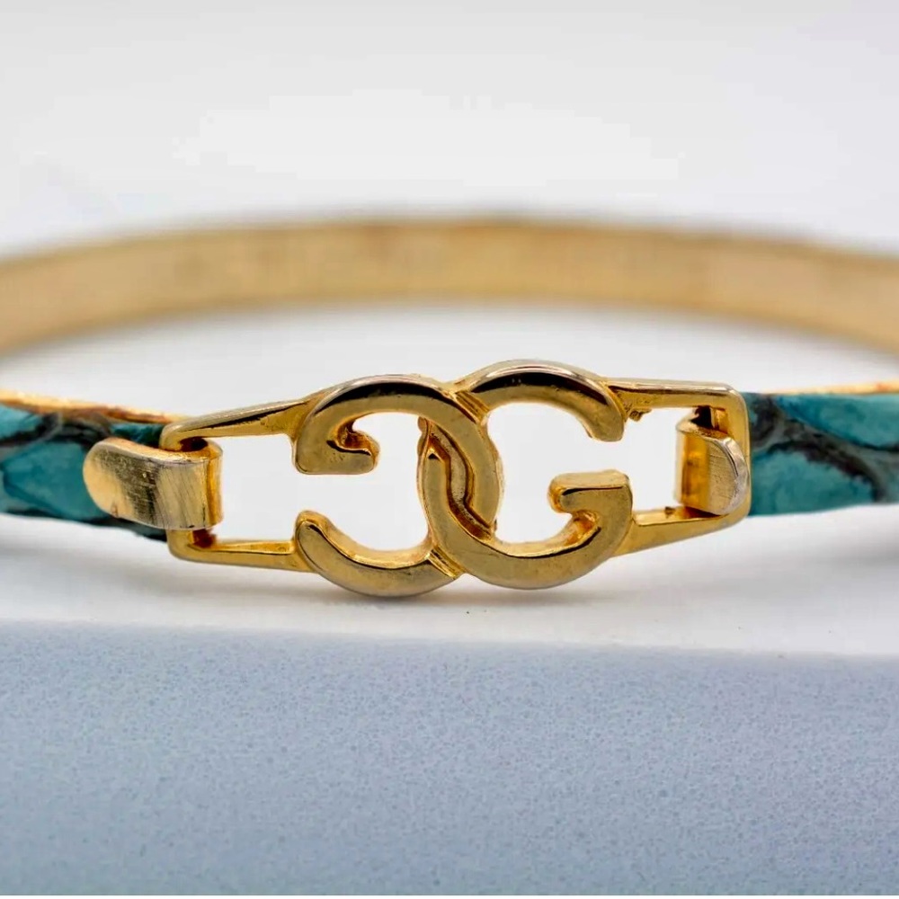 Vintage Gucci GG 24kt gold plated logo snakeskin bracelet - Picture 2 of 7